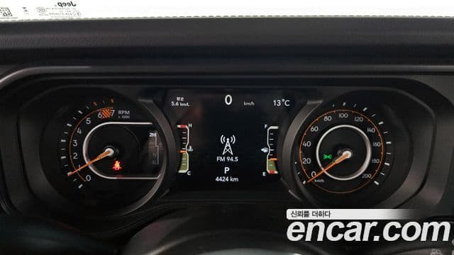 Jeep Wrangler (JL) 2.0 Sahara 4도어, 2024 8