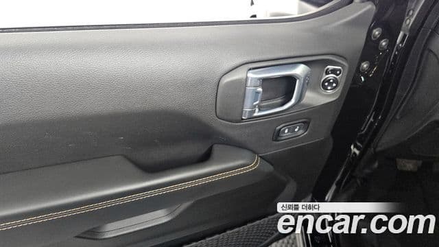 Jeep Wrangler (JL) 2.0 Sahara 4도어, 2024 17