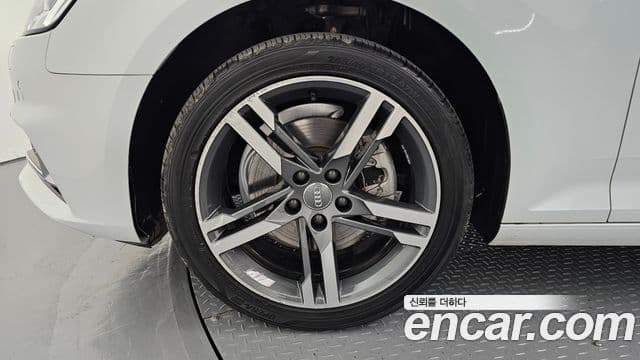 Audi A4 (B9) Premium, 2019 все фото