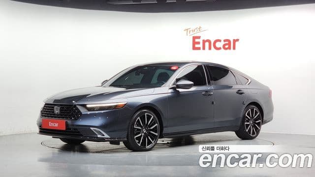 Honda Accord 11세대 2.0 гибрид Туринг (Touring)