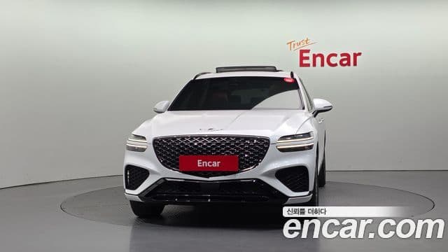 Genesis GV70, 2022 3