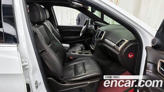 Jeep Grand Cherokee WK2, 2015 11