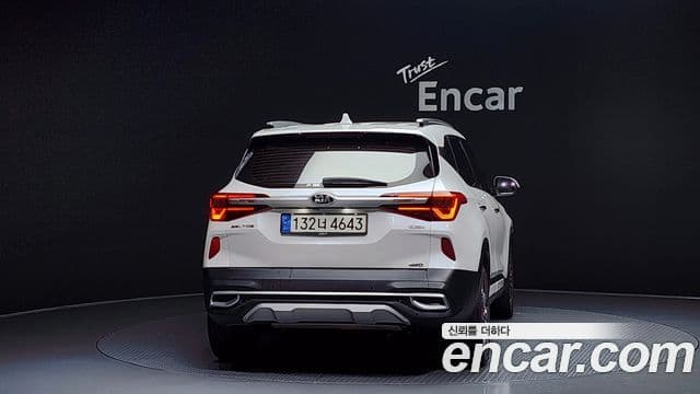 Kia Seltos Signature, 2022 4