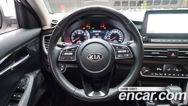 Kia Seltos Signature, 2022 13