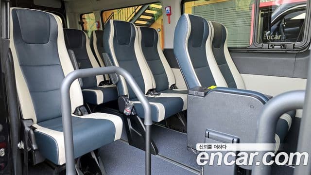 Hyundai 쏠라티 Luxury, 2022 12