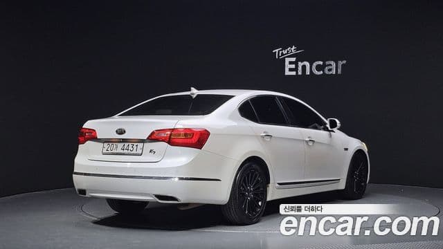 Kia K7 빌트인캠2 — базовая версия - Built-in Cam 2, 2011 2