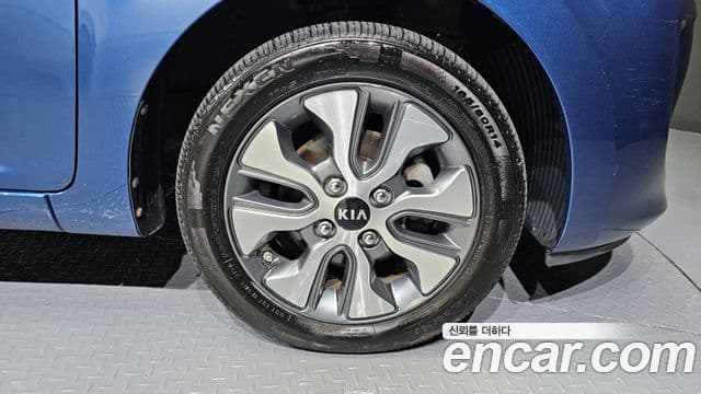 Kia The / новый New Morning Luxury, 2016 все фото