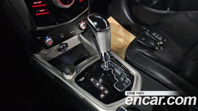 KG모빌리티(SsangYong) Tivoli люксовая версия, 2015 9