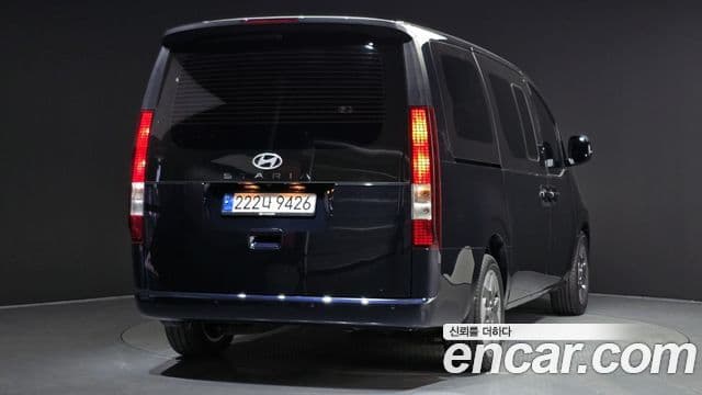 Hyundai Staria Modern, 2025 2