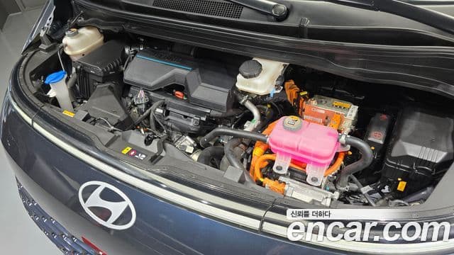 Hyundai Staria Modern, 2025 6
