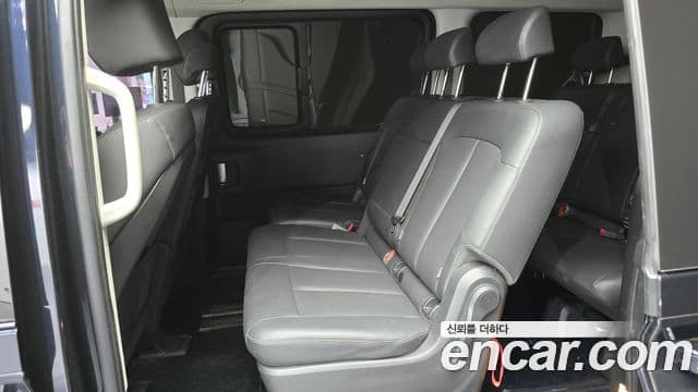 Hyundai Staria Modern, 2025 12
