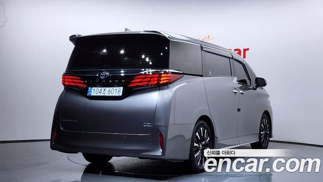 Toyota Alphard 4세대 2.5 HEV Executive AWD, 2024 2