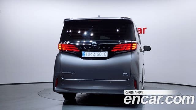 Toyota Alphard 4세대 2.5 HEV Executive AWD, 2024 4