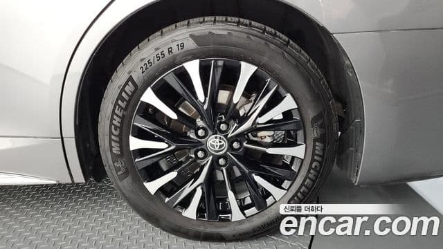 Toyota Alphard 4세대 2.5 HEV Executive AWD, 2024 все фото