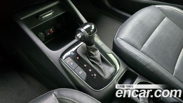 Kia The / новый New K3 Style, 2017 9