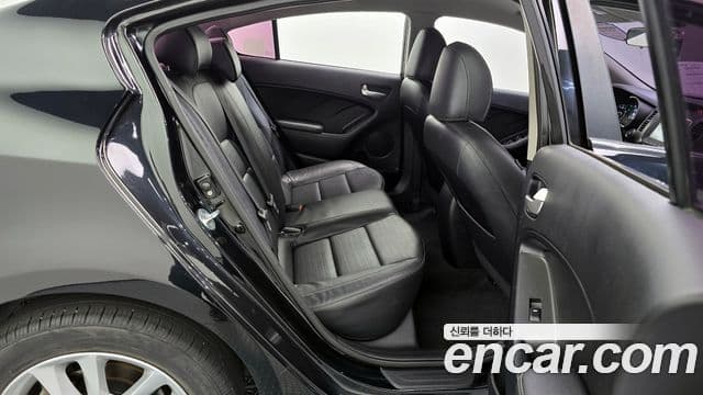 Kia The / новый New K3 Style, 2017 12