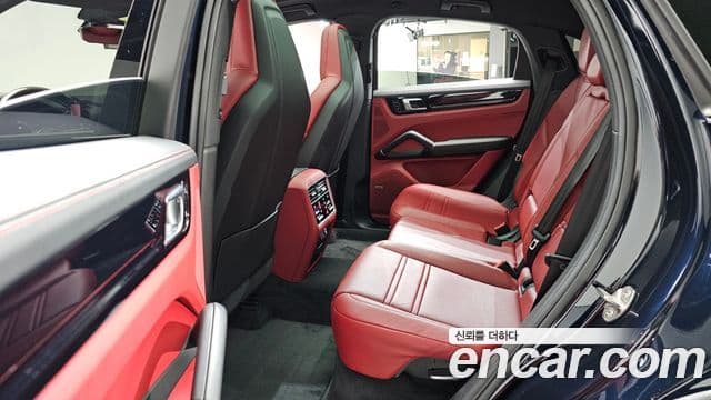 Porsche Cayenne (PO536) 3.0 купе, 2021 12