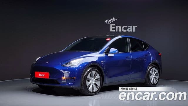 Tesla модель Y Standard Range, 2021 1