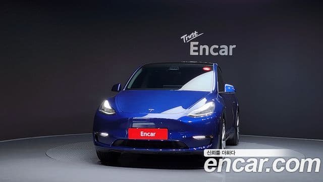 Tesla модель Y Standard Range, 2021 3