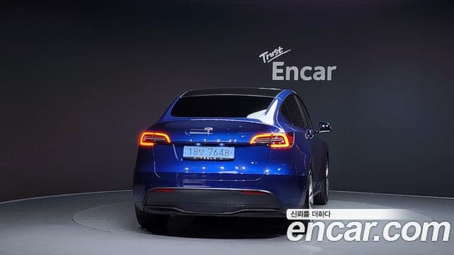 Tesla модель Y Standard Range, 2021 4