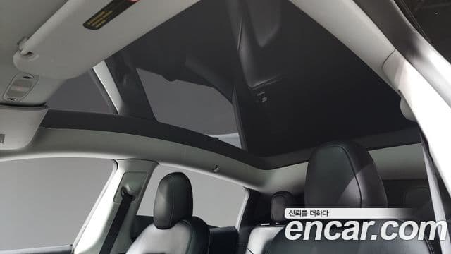 Tesla модель Y Standard Range, 2021 18