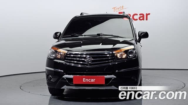 KG모빌리티(SsangYong) Korando 투리스모 4WD RX 9인승, 2016 3