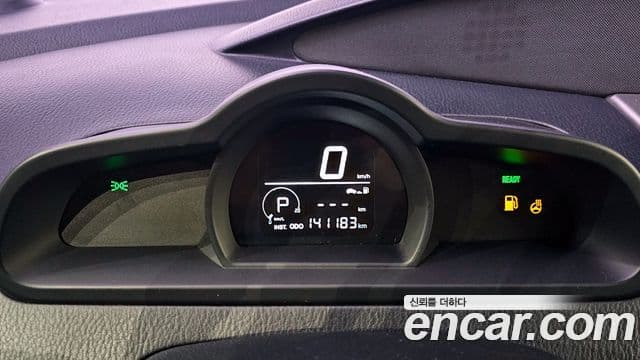 KG모빌리티(SsangYong) Korando 투리스모 4WD RX 9인승, 2016 8