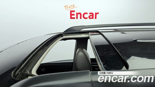 KG모빌리티(SsangYong) Korando 투리스모 4WD RX 9인승, 2016 19