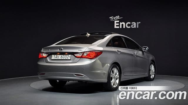Hyundai YF Sonata люксовая версия, 2010 2