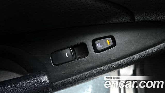 Hyundai YF Sonata люксовая версия, 2010 19