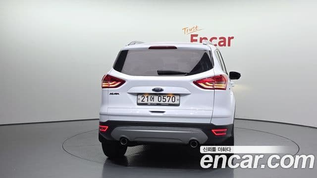 Ford 쿠가 2세대 2.0 дизель Titanium, 2016 4