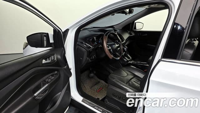 Ford 쿠가 2세대 2.0 дизель Titanium, 2016 10