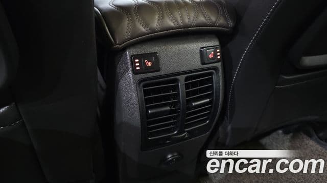 Ford 쿠가 2세대 2.0 дизель Titanium, 2016 16