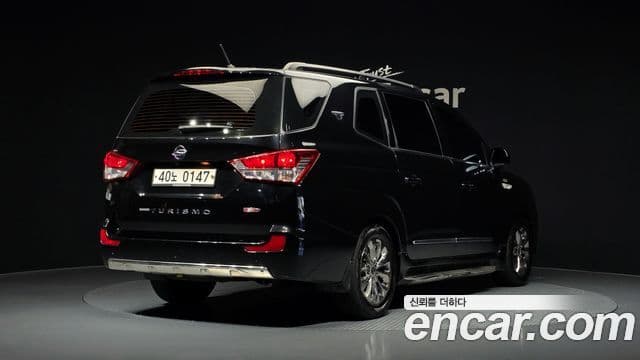 KG모빌리티(SsangYong) Korando 투리스모 4WD TX 9인승, 2017 2