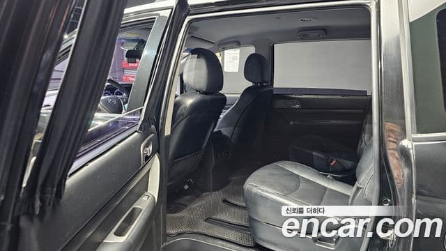 KG모빌리티(SsangYong) Korando 투리스모 4WD TX 9인승, 2017 12