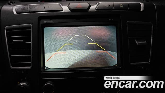 KG모빌리티(SsangYong) Korando 투리스모 4WD TX 9인승, 2017 15