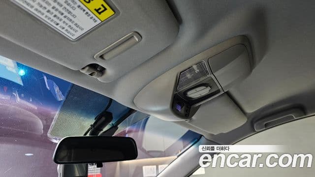 KG모빌리티(SsangYong) Korando 투리스모 4WD TX 9인승, 2017 18