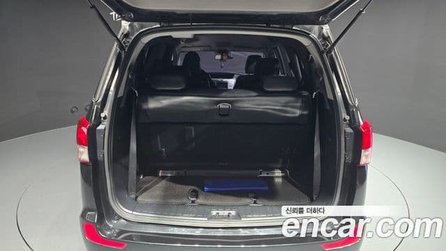 KG모빌리티(SsangYong) Korando 투리스모 4WD TX 9인승, 2017 20