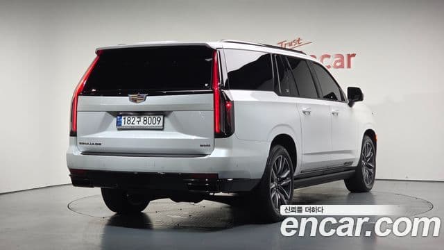 Cadillac Escalade 5세대 ESV Sport Platinum, 2023 2