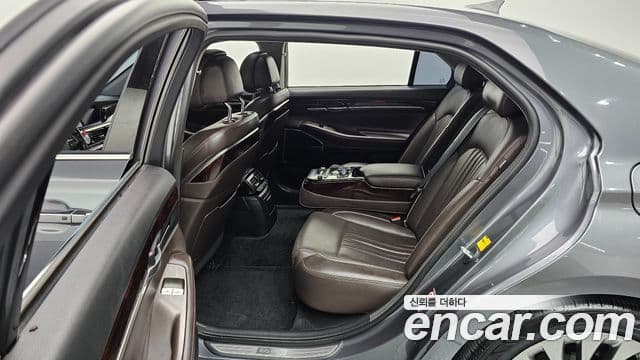 Genesis EQ900 Premium Luxury, 2016 17