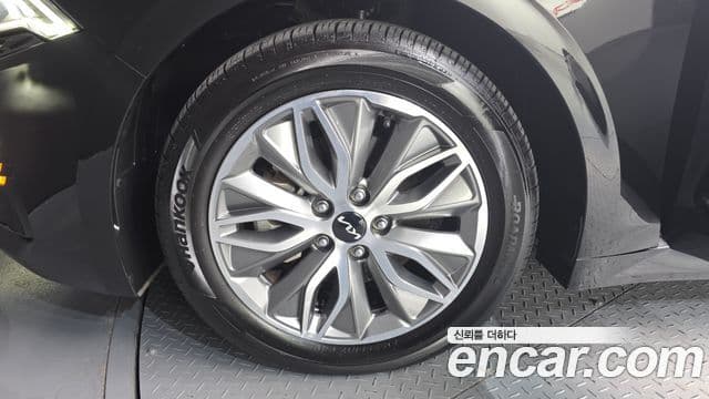 Kia K5 гибрид 3세대 Prestige, 2023 все фото