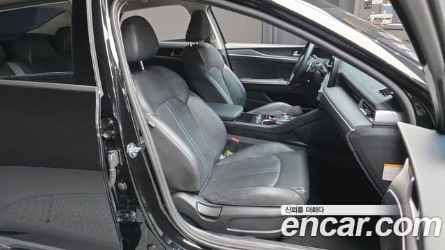 Kia K5 гибрид 3세대 Prestige, 2023 12