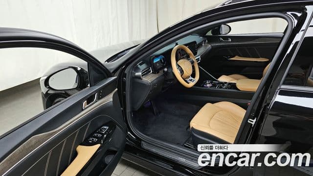 Kia K5 3세대 Signature, 2023 10