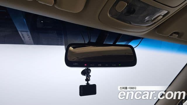 Kia Carnival R Premium, 2012 17