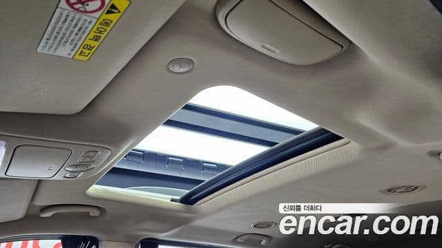 Kia Carnival R Premium, 2012 19