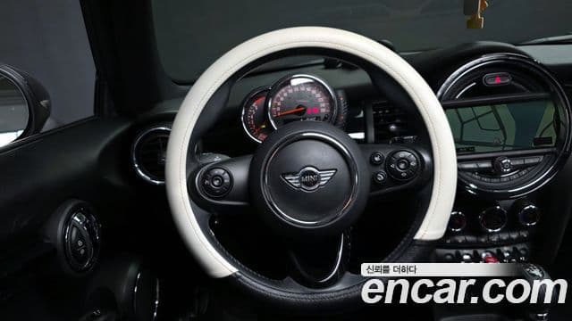 Mini Cooper 3세대, 2014 13