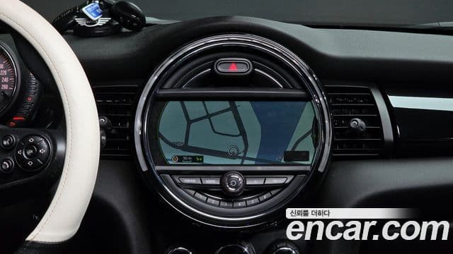 Mini Cooper 3세대, 2014 14