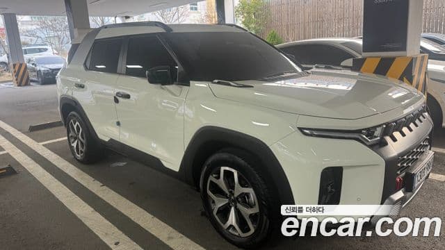 KG모빌리티(SsangYong) Torres T7, 2024 3