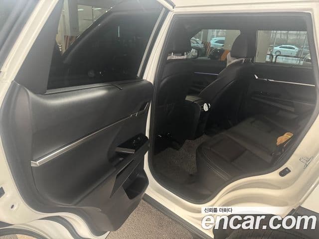 KG모빌리티(SsangYong) Torres T7, 2024 11