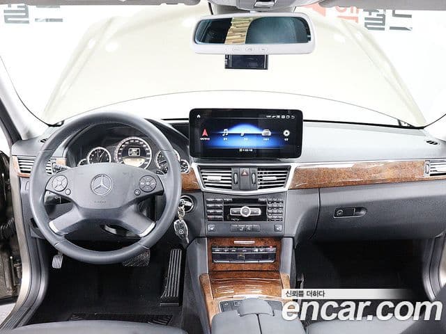 Mercedes-Benz E-класс W212 E300 Elegance, 2012 15